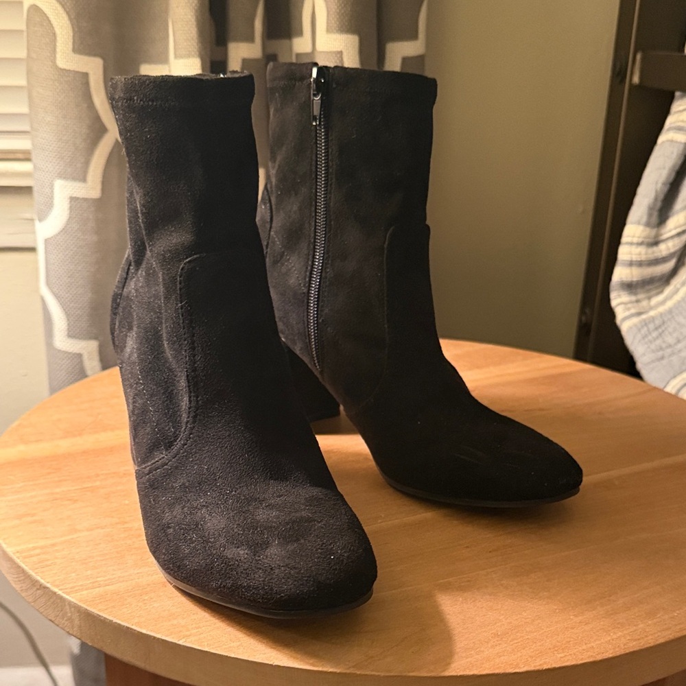 Nine West Roanna 2 Black Ankle Booties